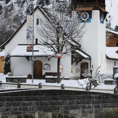 Apartment Wesley House