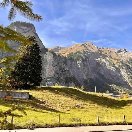 Wesley House Daire Kandersteg